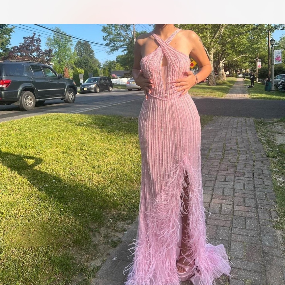 Portia & Scarlett Elegant Pink Gown